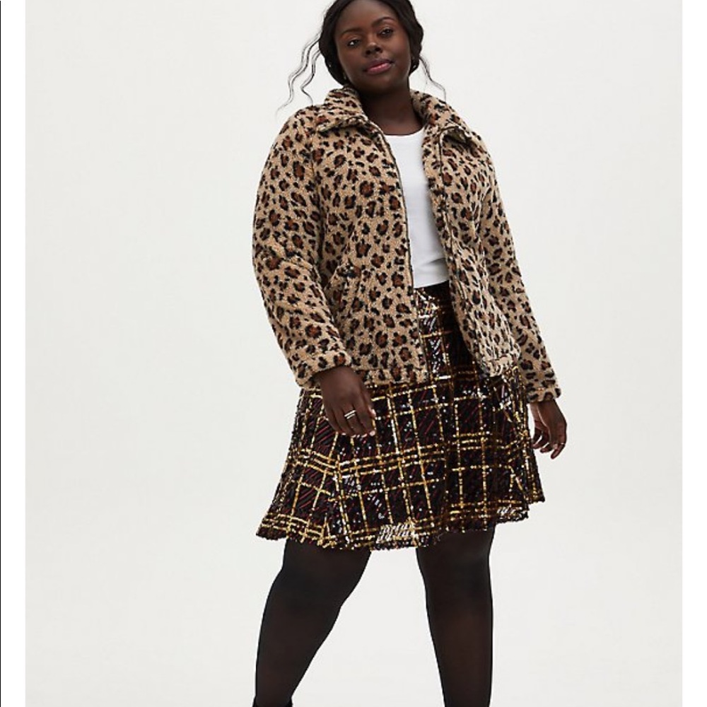 TORRID LEOPARD FAUX FUR ZIP JACKET😍 brand new! - Picture 5 of 8